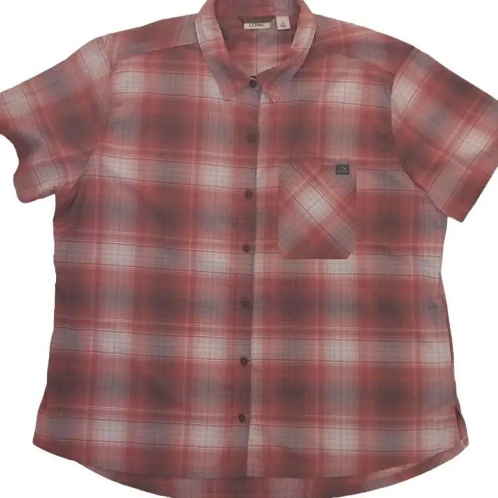 LL Bean Women's Short Sleeved Button Down Shirt, Large with 3% Spandex Activewea